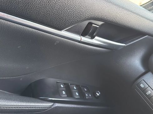 Used 2019 Toyota Camry XSE image 22