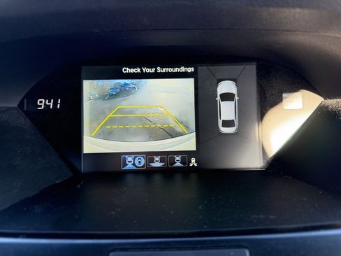 Used 2019 Acura RLX Sport Hybrid w/ Advance Pkg image 13