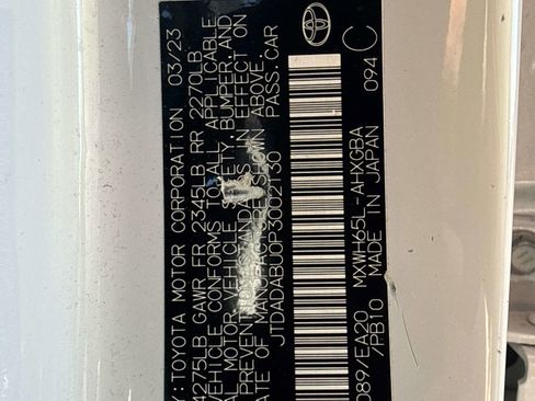 Used 2023 Toyota Prius XLE image 28