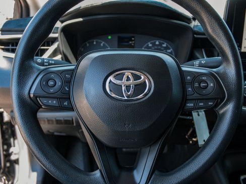 Used 2024 Toyota Corolla LE FWD image 11