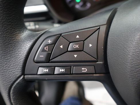 Used 2024 Nissan Altima 2.5 S FWD image 29