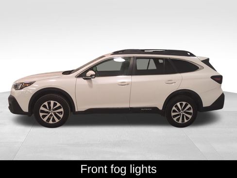 Used 2020 Subaru Outback Premium image 7