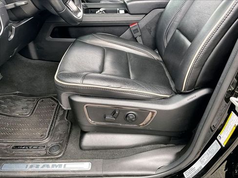 Used 2024 RAM 1500 Limited AWD/4WD image 35