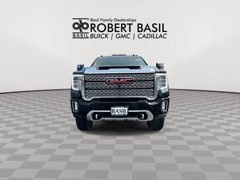Used 2023 GMC Sierra 3500 Denali AWD/4WD image 3