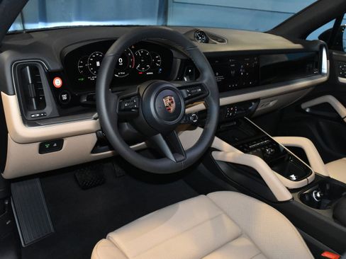 New 2026 Porsche Cayenne image 4