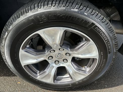 Used 2020 RAM 1500 Laramie image 4