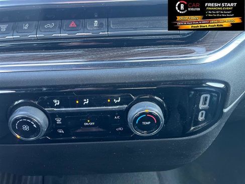 Used 2024 Chevrolet Silverado 2500 LT image 23