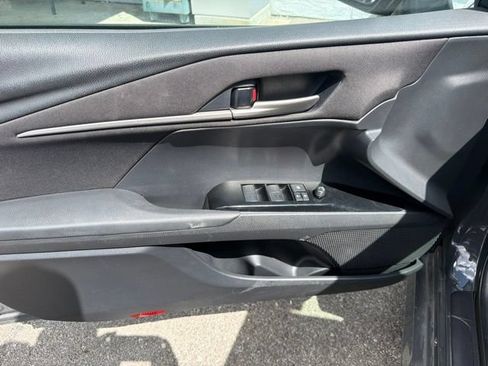 Used 2025 Toyota Camry LE FWD image 29