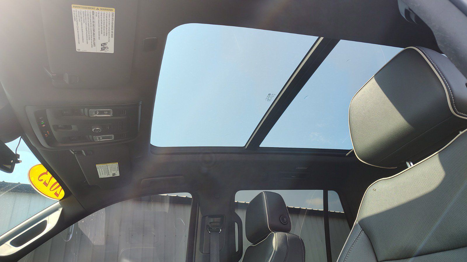 Used 2023 GMC Yukon SLT AWD/4WD image 29