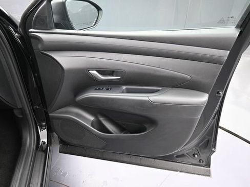 Used 2025 Hyundai Tucson SEL FWD image 32