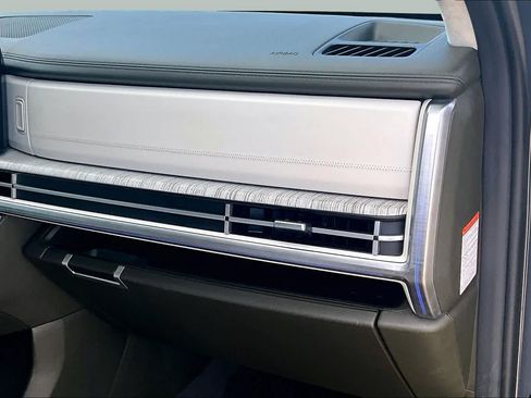 Used 2025 Hyundai Santa Fe Calligraphy FWD image 19