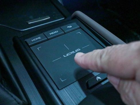Used 2022 Lexus ES 350 w/ Premium Package FWD image 23