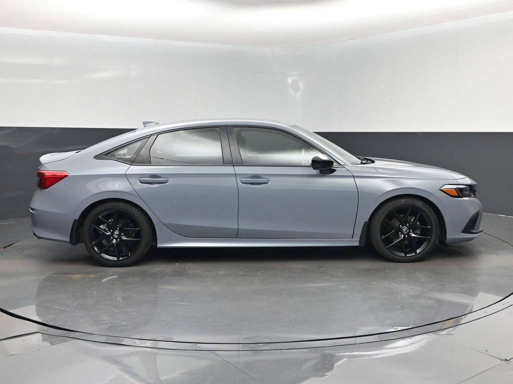 Used 2024 Honda Civic Sport image 2