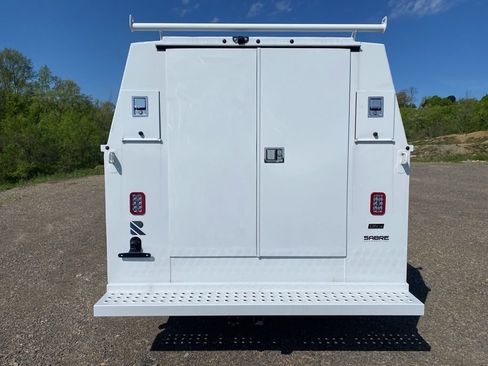 New 2026 Chevrolet Express 3500 w/ Power Convenience Package RWD image 4