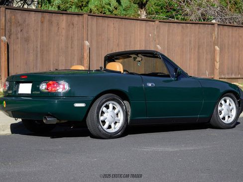 Used 1991 MAZDA MX-5 Miata Special Edition image 8