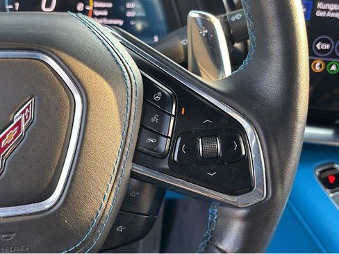 Used 2023 Chevrolet Corvette Stingray Premium Conv w/ Z51 Performance Package RWD image 19
