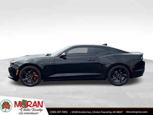 Certified 2023 Chevrolet Camaro LT w/ RS Package RWD image 3