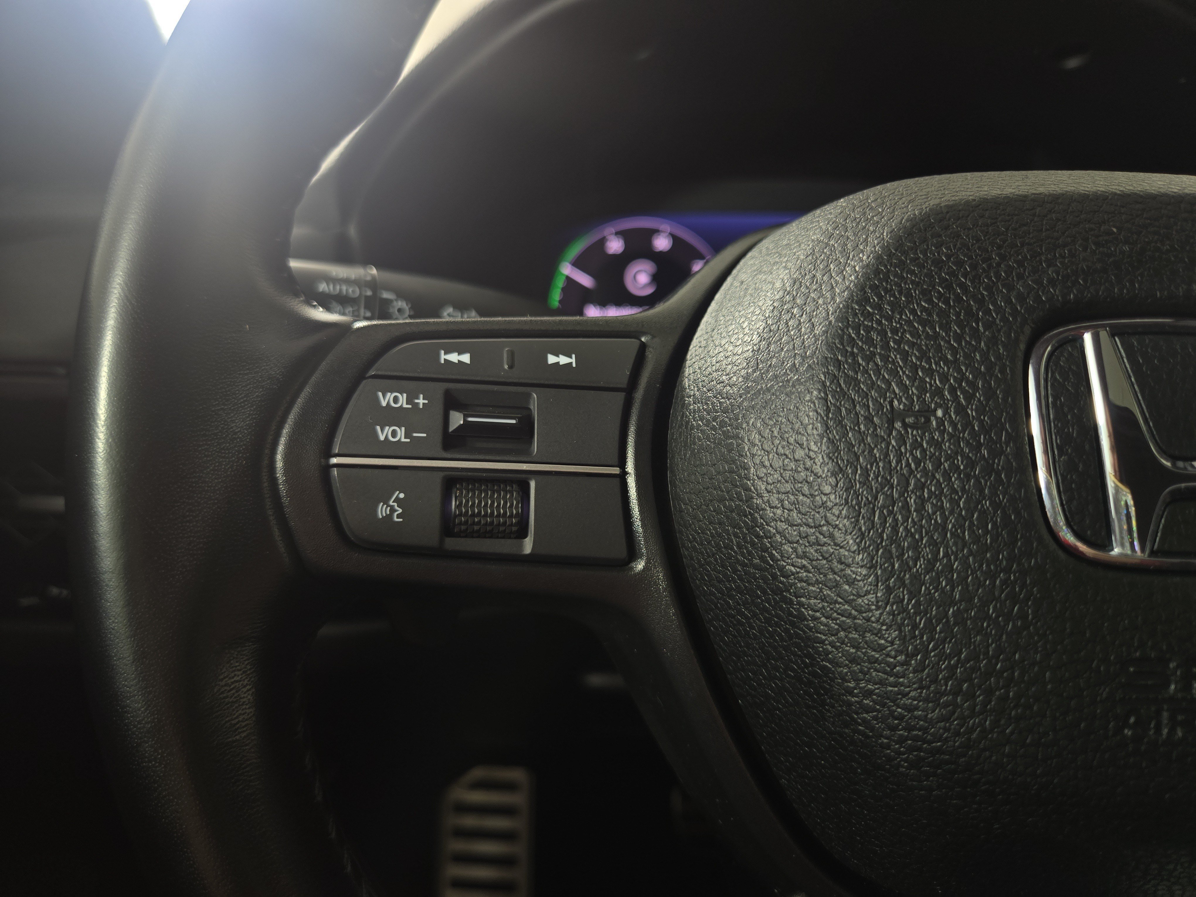 Used 2025 Honda Accord Sport image 15