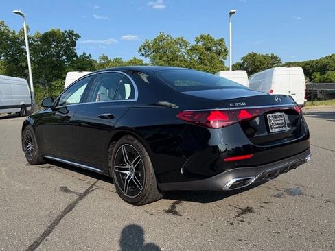 Used 2026 Mercedes-Benz E 350 4MATIC Sedan image 5