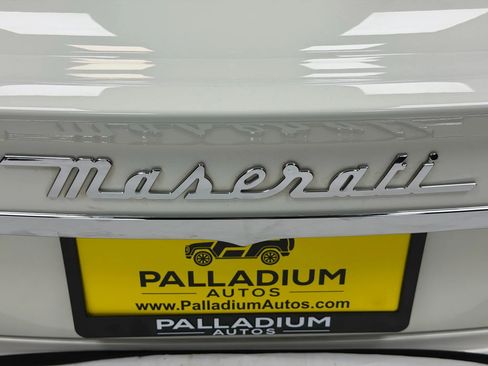 Used 2014 Maserati GranTurismo MC image 10