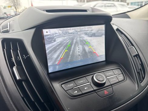 Used 2017 Ford Escape SE w/ Equipment Group 201A image 37