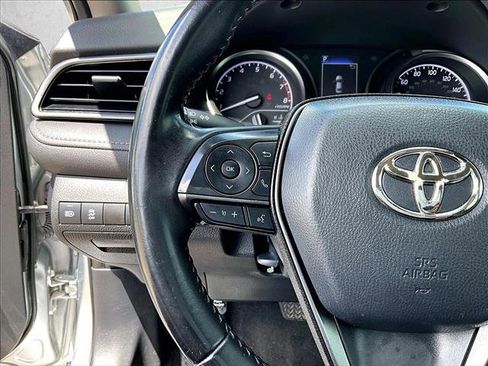 Used 2023 Toyota Camry SE FWD image 18