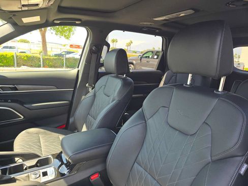 Used 2025 Kia Telluride SX X-Line AWD/4WD image 24