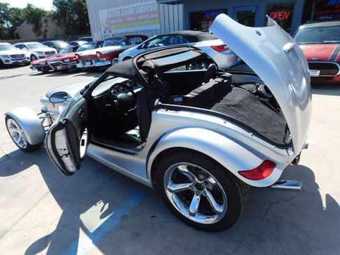 Used 2000 Plymouth Prowler image 14