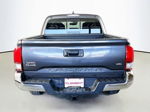 Used 2023 Toyota Tacoma SR5 AWD/4WD image 8