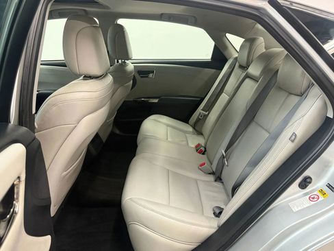 Used 2013 Toyota Avalon XLE Touring FWD image 19