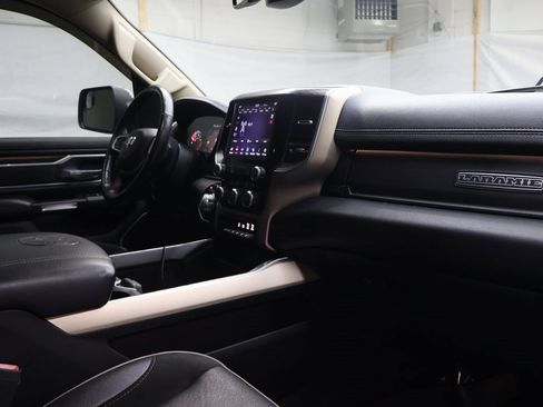 Used 2020 RAM 1500 Laramie image 11