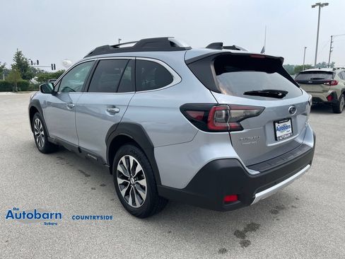 Certified 2024 Subaru Outback Touring AWD/4WD image 3