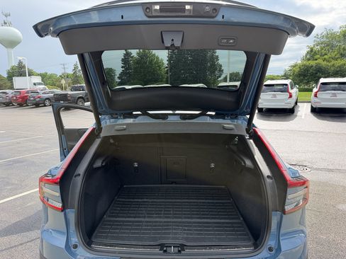 Used 2023 Volvo C40 P8 Recharge Plus w/ Protection Package Premier AWD/4WD image 10