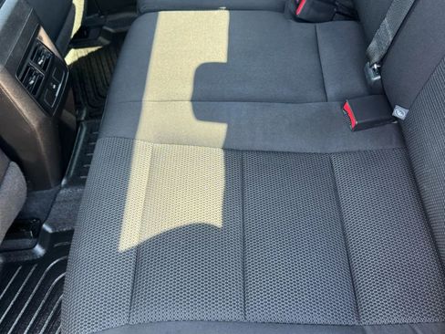 Used 2023 Chevrolet Colorado LT image 29