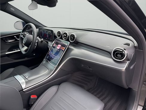 Used 2024 Mercedes-Benz C 300 Sedan image 13