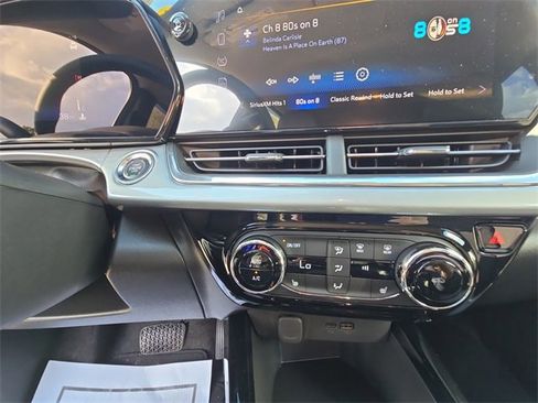 New 2025 Chevrolet Trax LT w/ Driver Confidence Package image 11