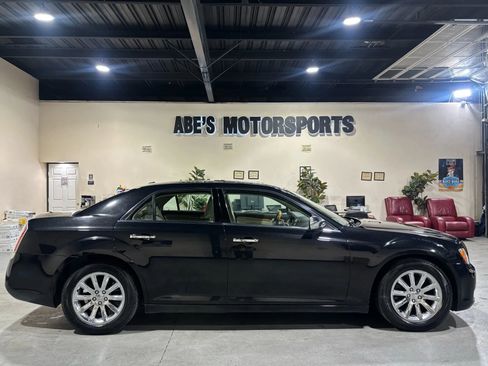 Used 2013 Chrysler 300 C w/ Beats Audio Group image 4