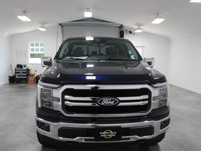 New 2026 Ford F150 Lariat w/ Equipment Group 501A Mid