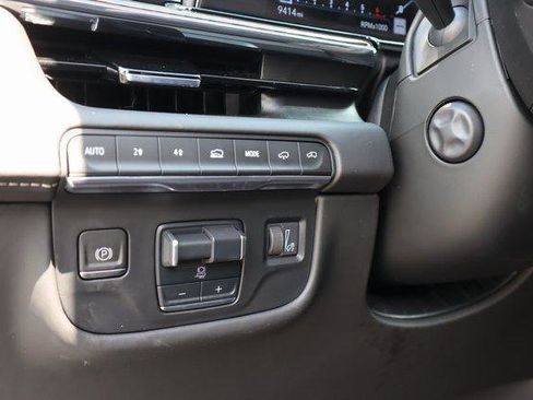 Used 2024 Cadillac Escalade Sport Platinum image 12