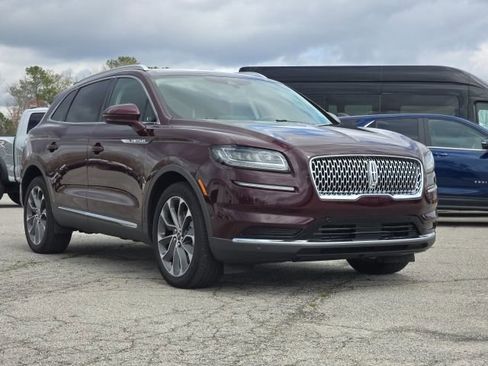 Used 2022 Lincoln Nautilus Reserve w/ Equipment Group 201A image 8