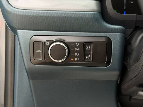 Used 2025 Ford Maverick Tremor AWD/4WD image 47
