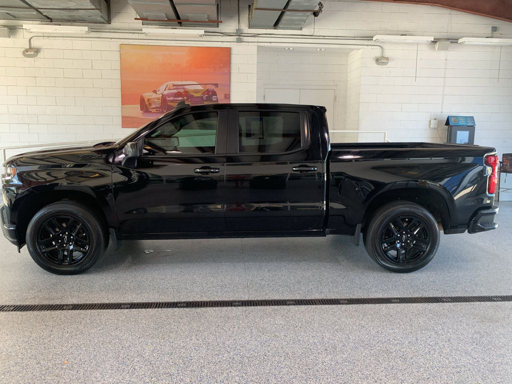 Used 2022 Chevrolet Silverado 1500 RST w/ LPO, Blackout Package AWD/4WD image 5
