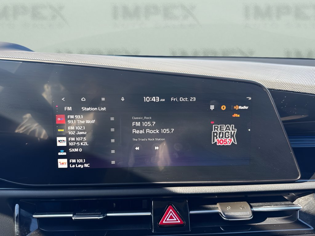 Used 2025 Kia Niro FWD image 18