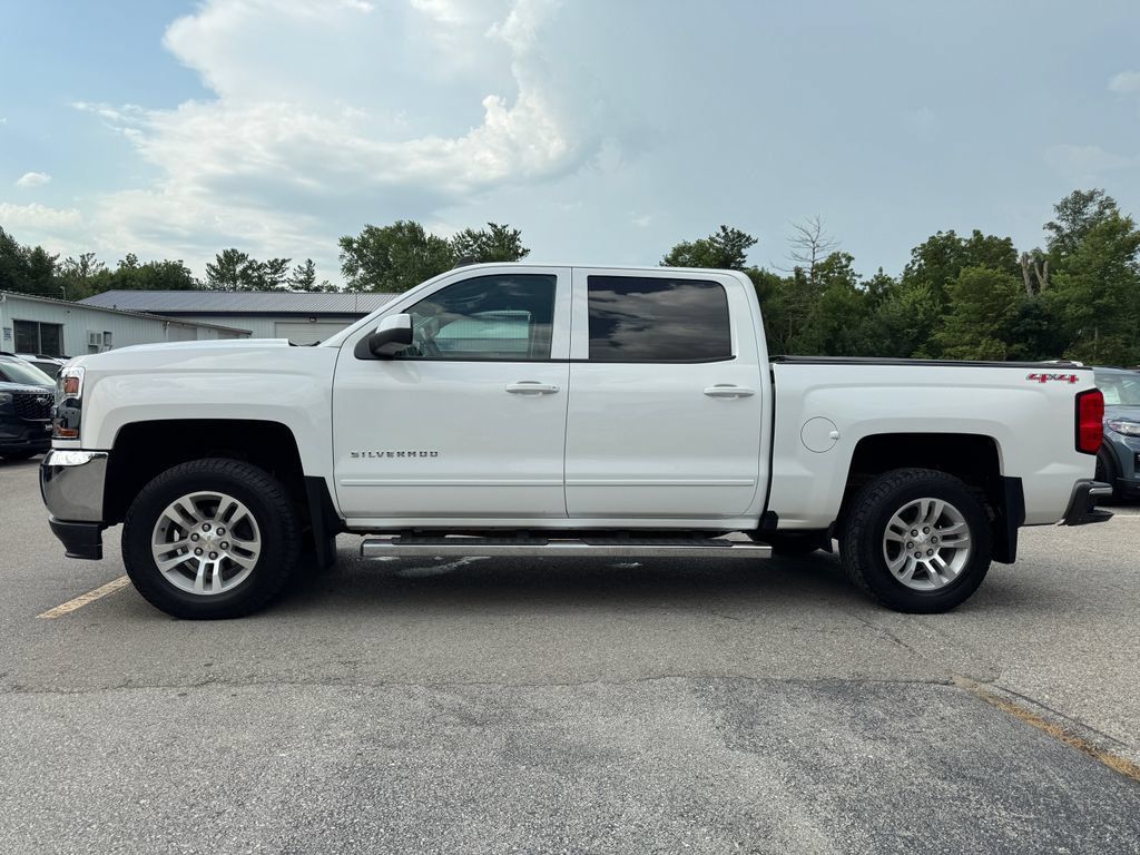 Used 2017 Chevrolet Silverado 1500 LT w/ All Star Edition AWD/4WD image 8