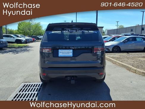 Used 2025 Land Rover Discovery Dynamic SE image 4