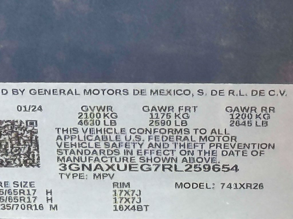 Used 2024 Chevrolet Equinox LT w/ LPO, Floor Liner Package AWD/4WD image 16