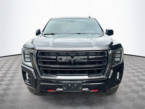 Used 2021 GMC Yukon AT4 w/ Technology Package image 2