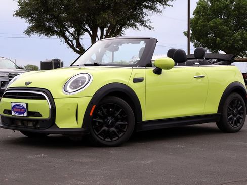 Used 2022 MINI Cooper Convertible w/ Premium Package FWD image 25