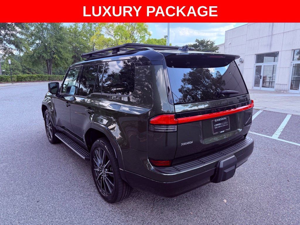 Certified 2024 Lexus GX 550 w/ Accessory Package (Z1) AWD/4WD image 5