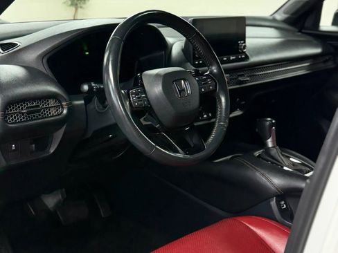 Used 2023 Honda HR-V Sport image 9